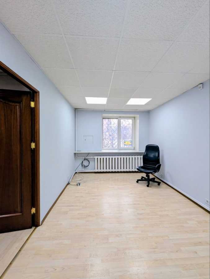 Оренда офісу 62 м², Межигірська вул., 43