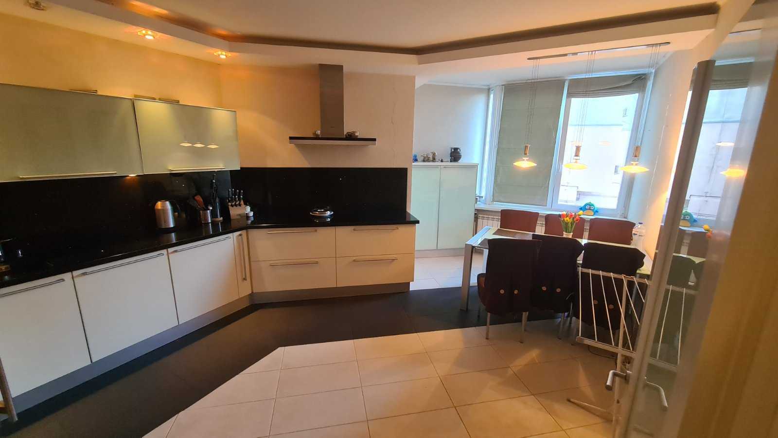 Продажа 3-комнатной квартиры 96 м², Николая Амосова ул., 4