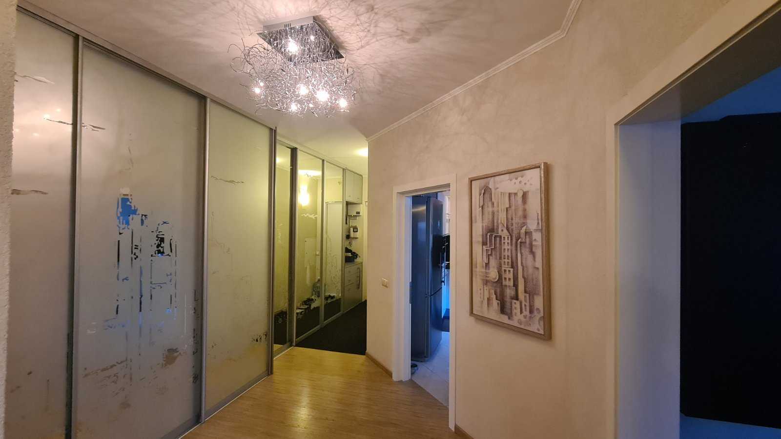 Продажа 3-комнатной квартиры 96 м², Николая Амосова ул., 4