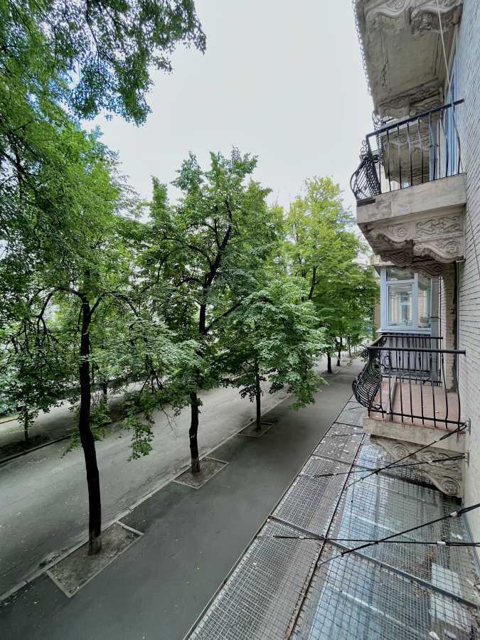 Оренда 1-кімнатної квартири 43 м², Шовковична вул., 13/2