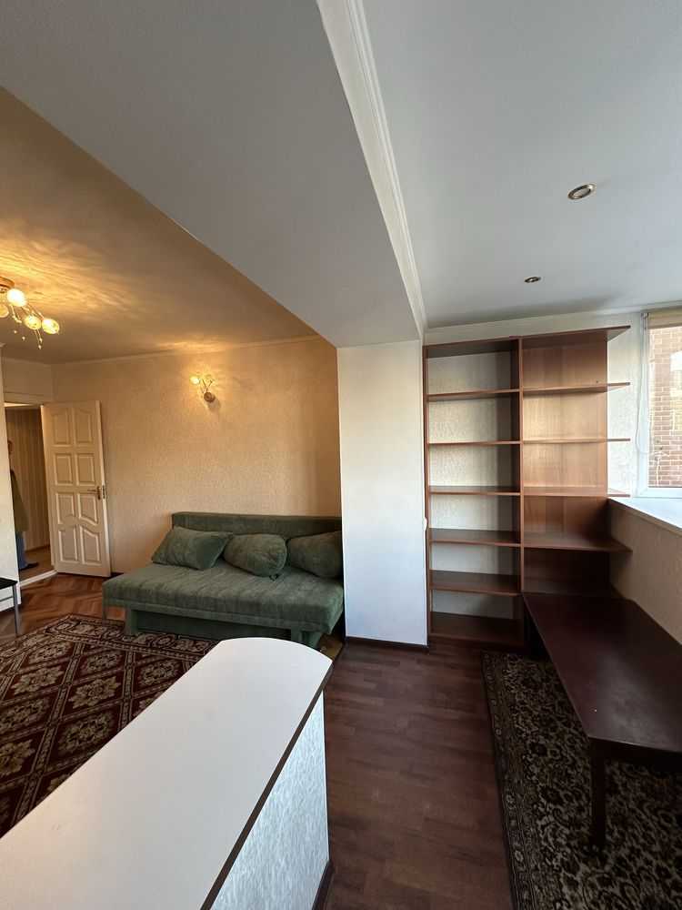 Аренда 2-комнатной квартиры 60 м², Владимира Антоновича ул., 164