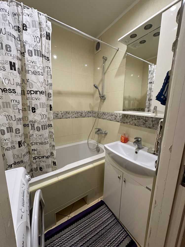 Аренда 2-комнатной квартиры 60 м², Владимира Антоновича ул., 164