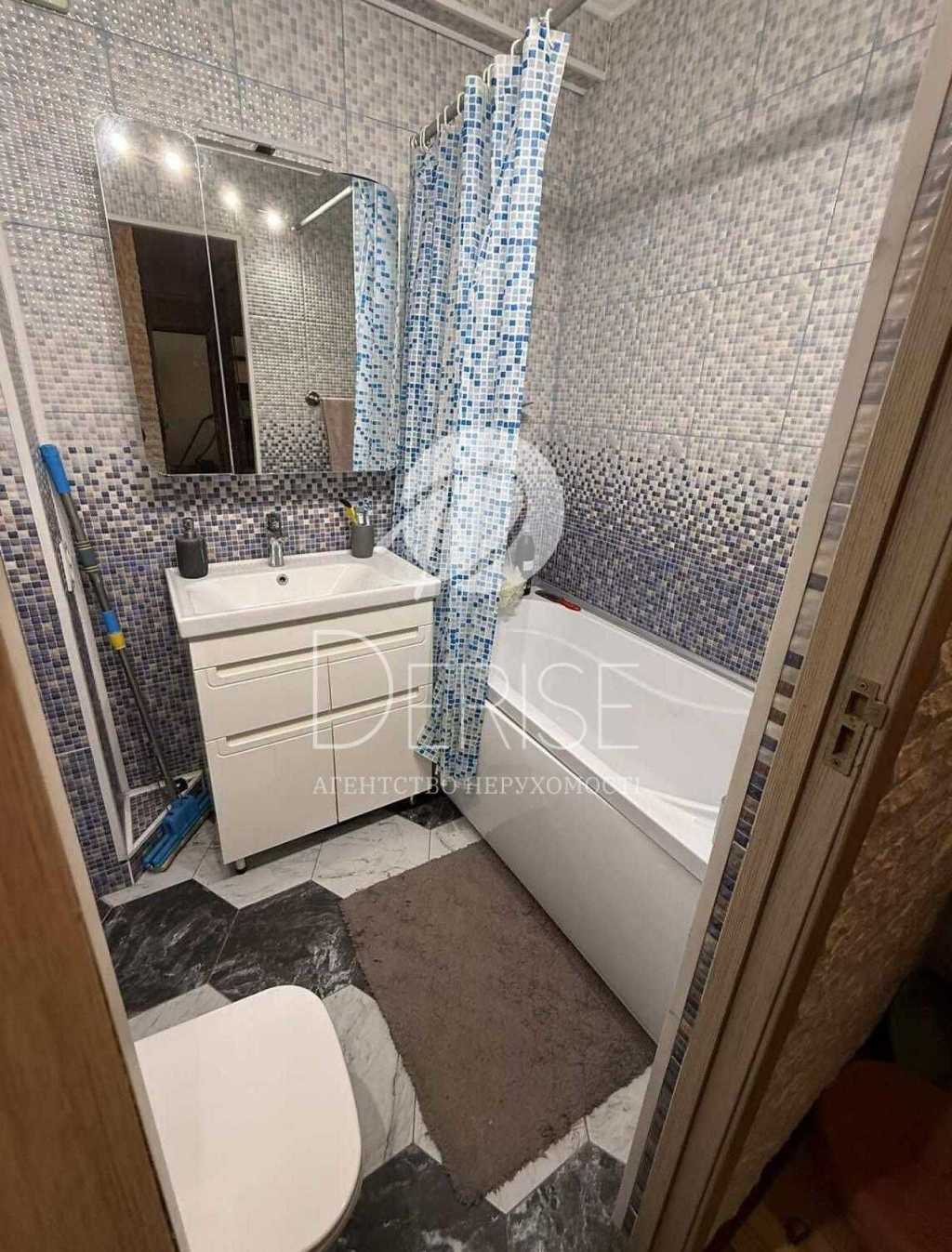 Продажа 2-комнатной квартиры 52.8 м², Профессора Подвысоцкого ул., 16