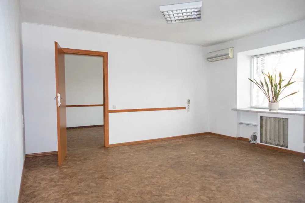 Оренда офісу 47 м², Лесі Українки бул., 19