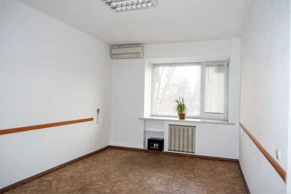 Оренда офісу 47 м², Лесі Українки бул., 19