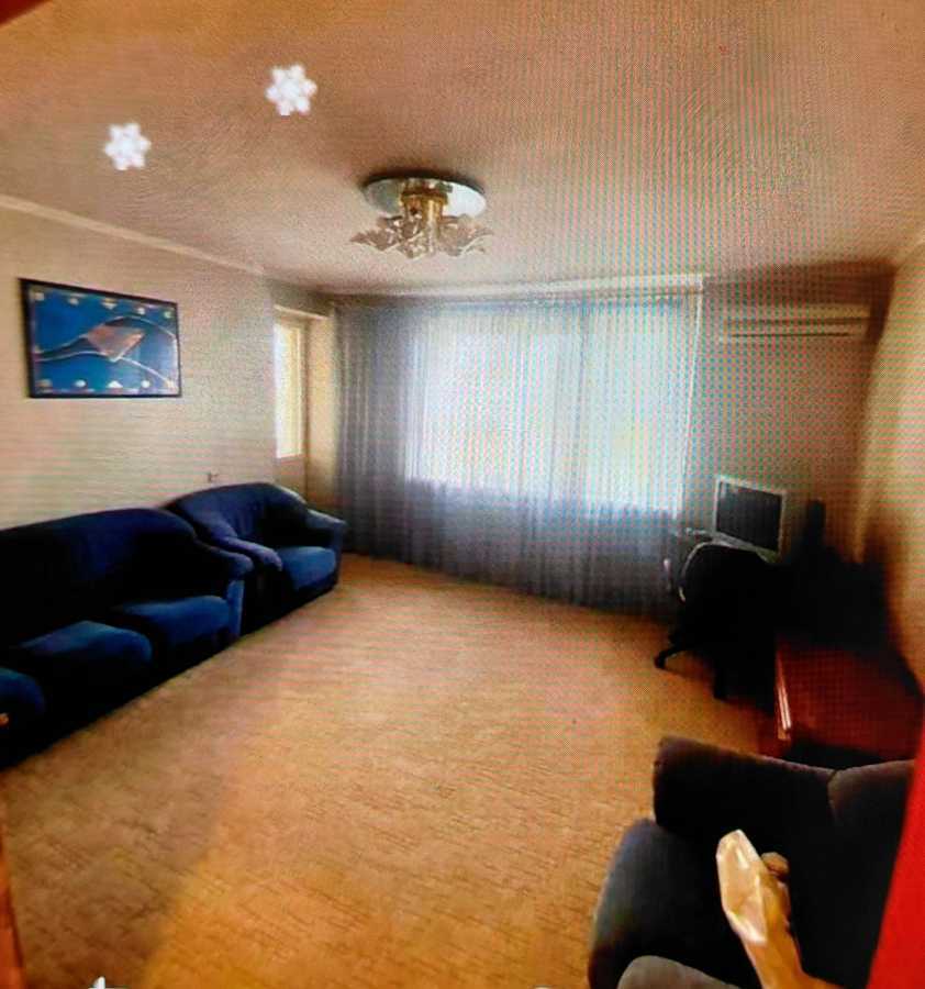 Продаж 2-кімнатної квартири 52 м², Нововокзальна вул., 21