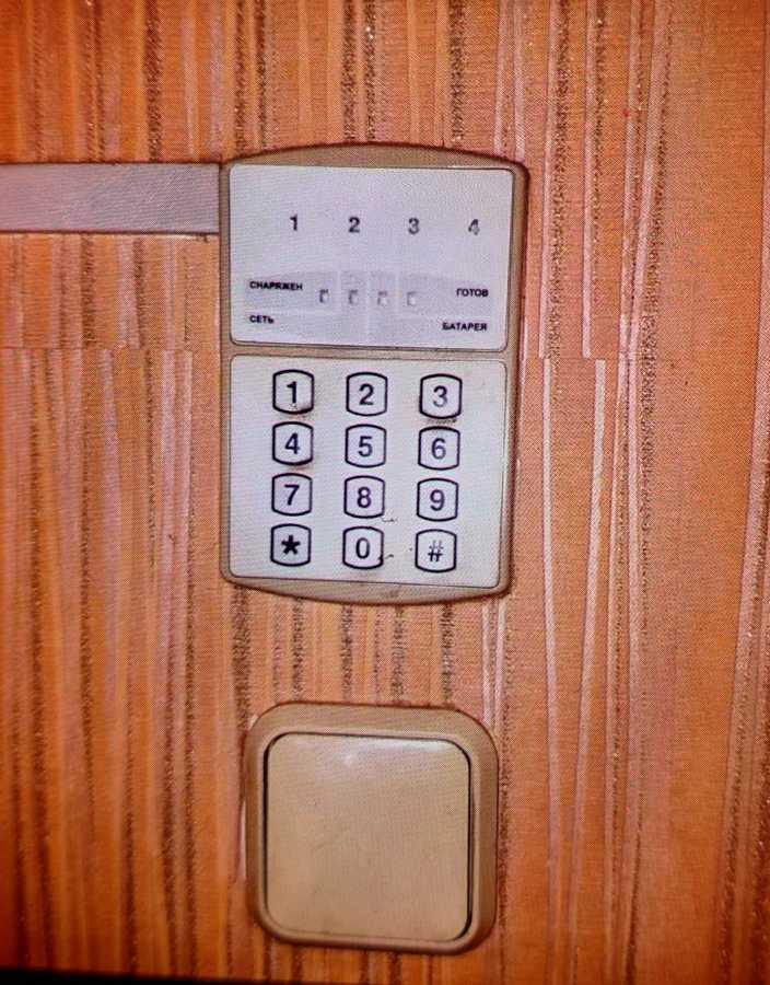 Продаж 2-кімнатної квартири 52 м², Нововокзальна вул., 21