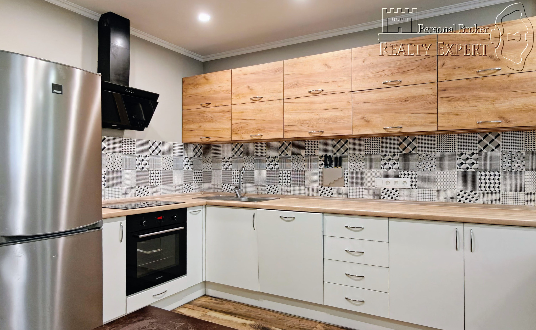 Продаж 2-кімнатної квартири 80 м², Олександрівська вул., 1