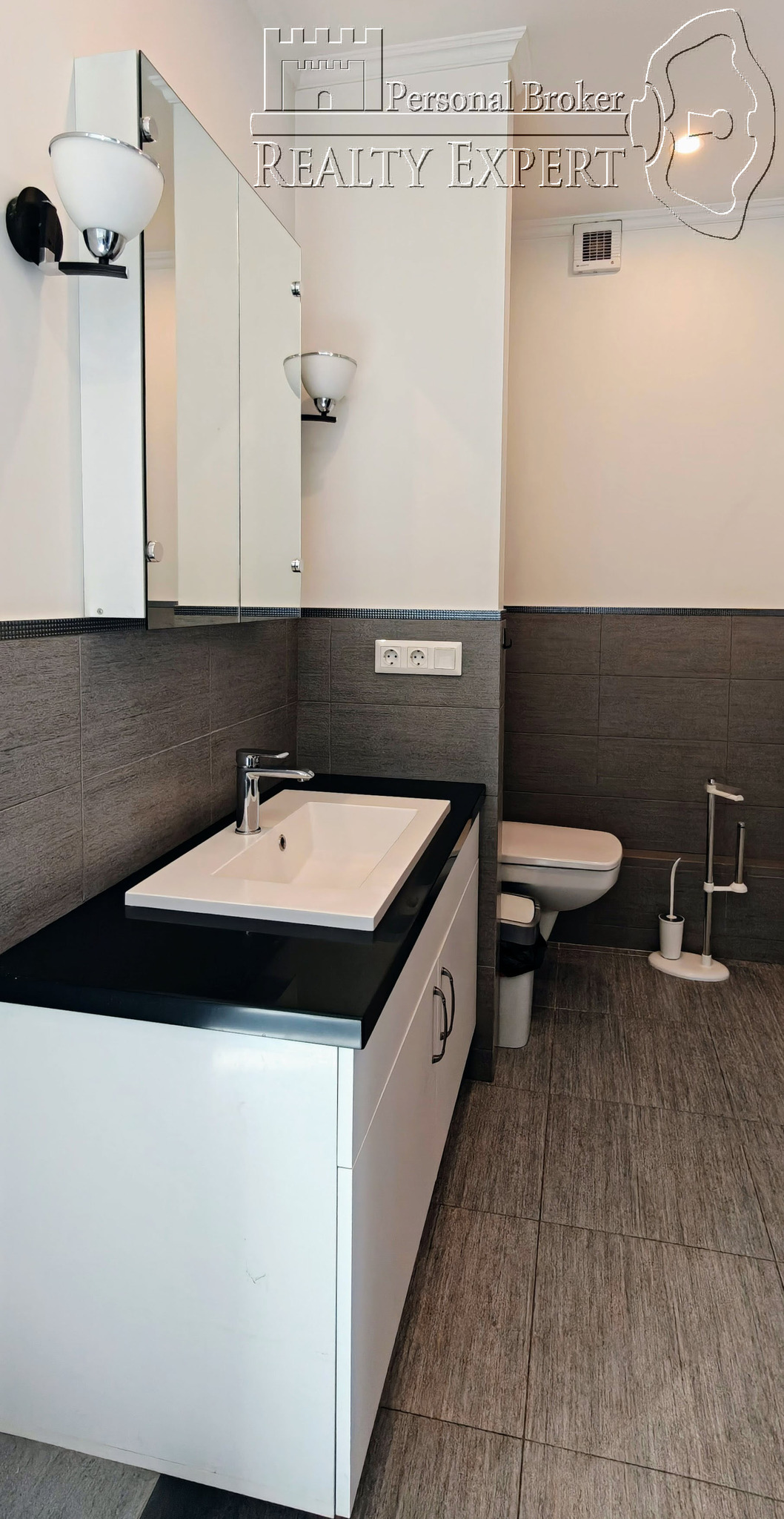 Продаж 2-кімнатної квартири 80 м², Олександрівська вул., 1