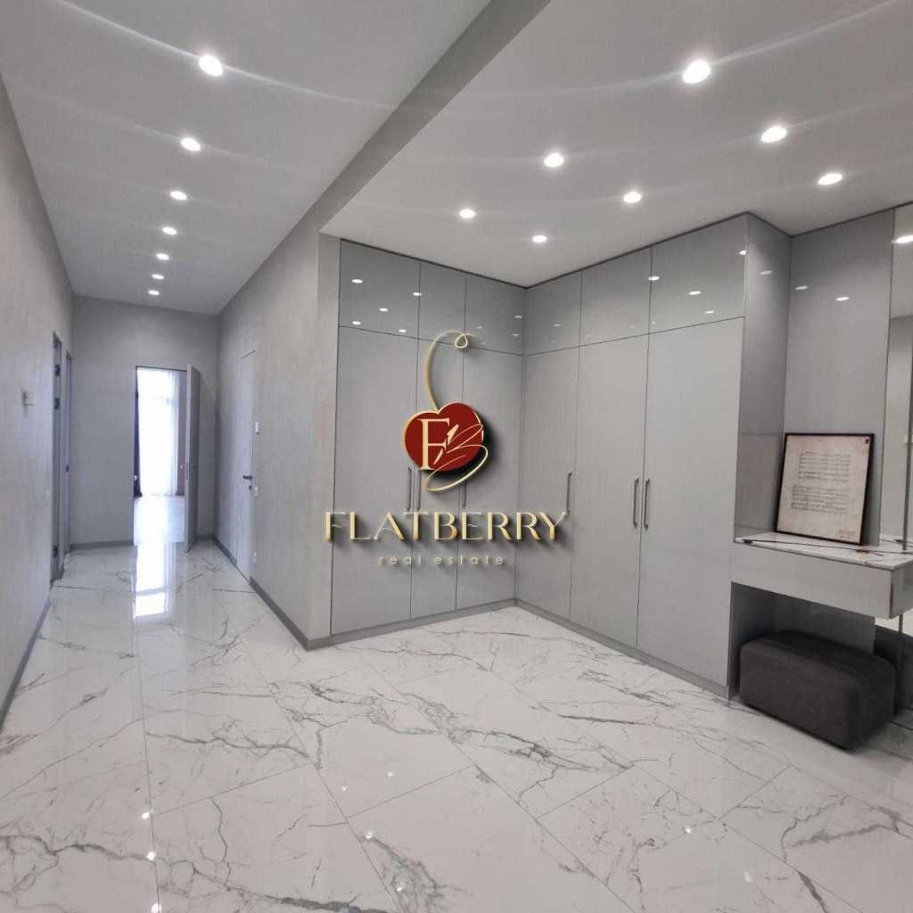 Продаж 4-кімнатної квартири 170 м², Тарасівська вул., 9В