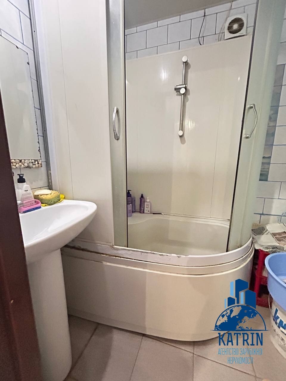 Продажа 2-комнатной квартиры 50 м², Тополь 2 ул.