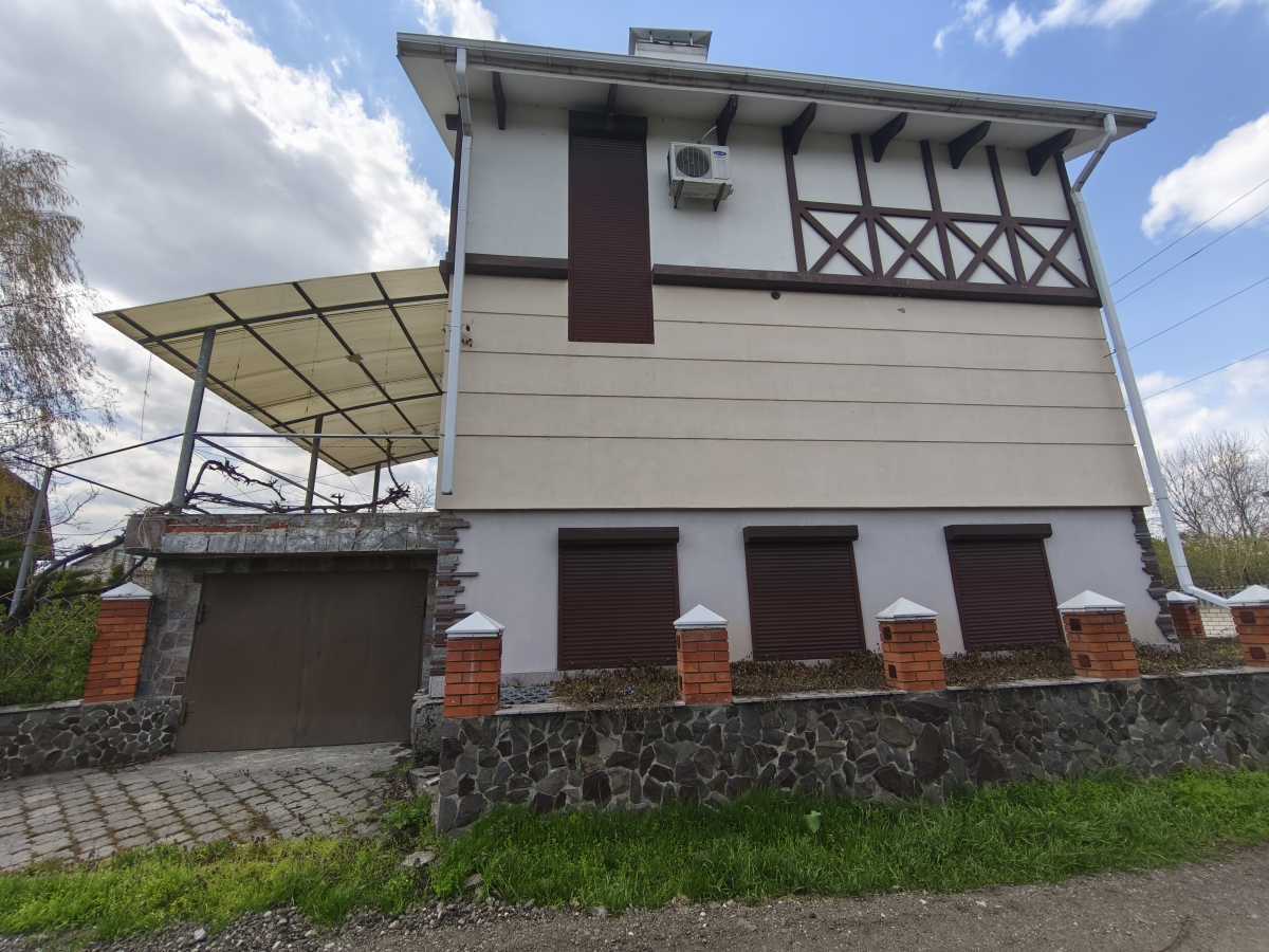 Продаж дачі 100 м², 3