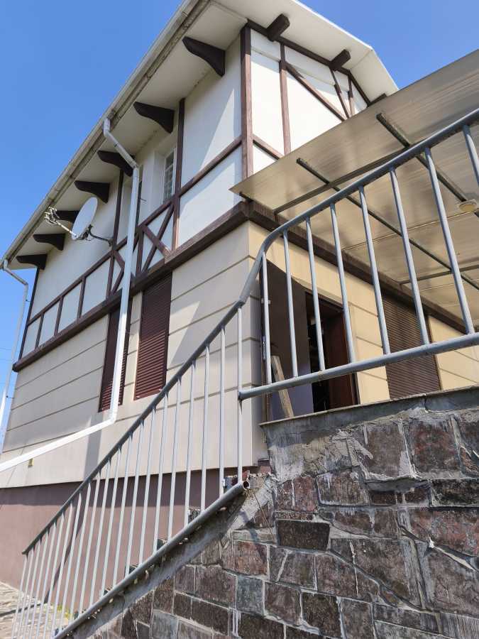 Продаж дачі 100 м², 3