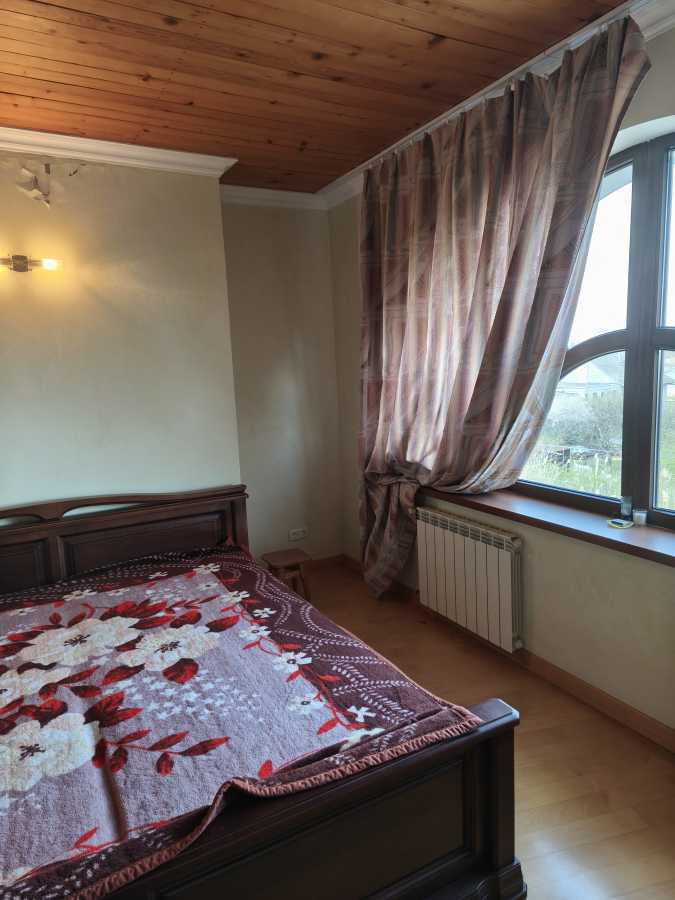 Продаж дачі 100 м², 3