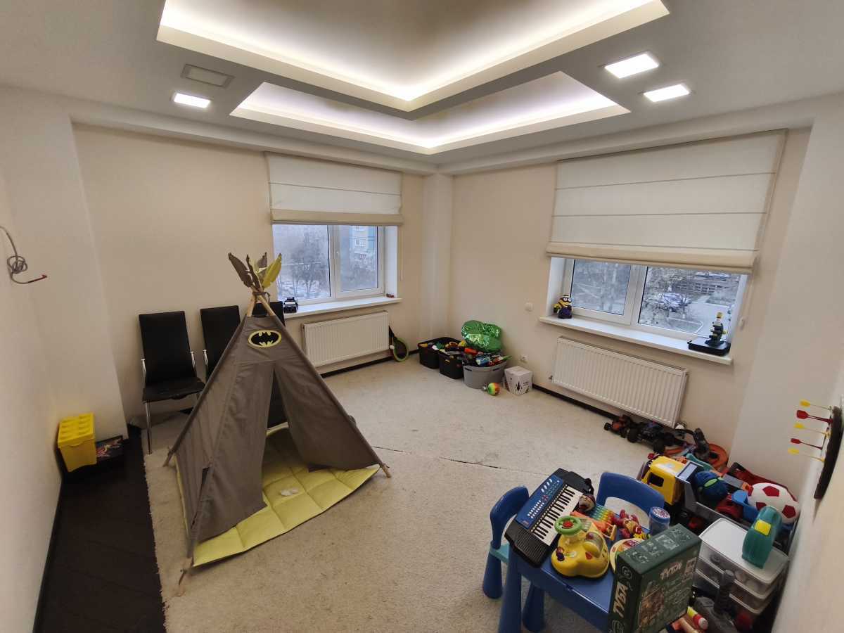 Продажа 5-комнатной квартиры 164 м², Кобзаря бул., 2