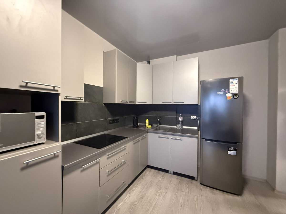 Оренда 1-кімнатної квартири 50 м², 265/2