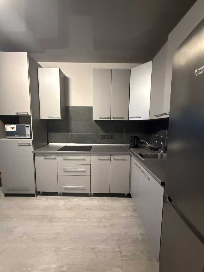 Оренда 1-кімнатної квартири 50 м², 265/2