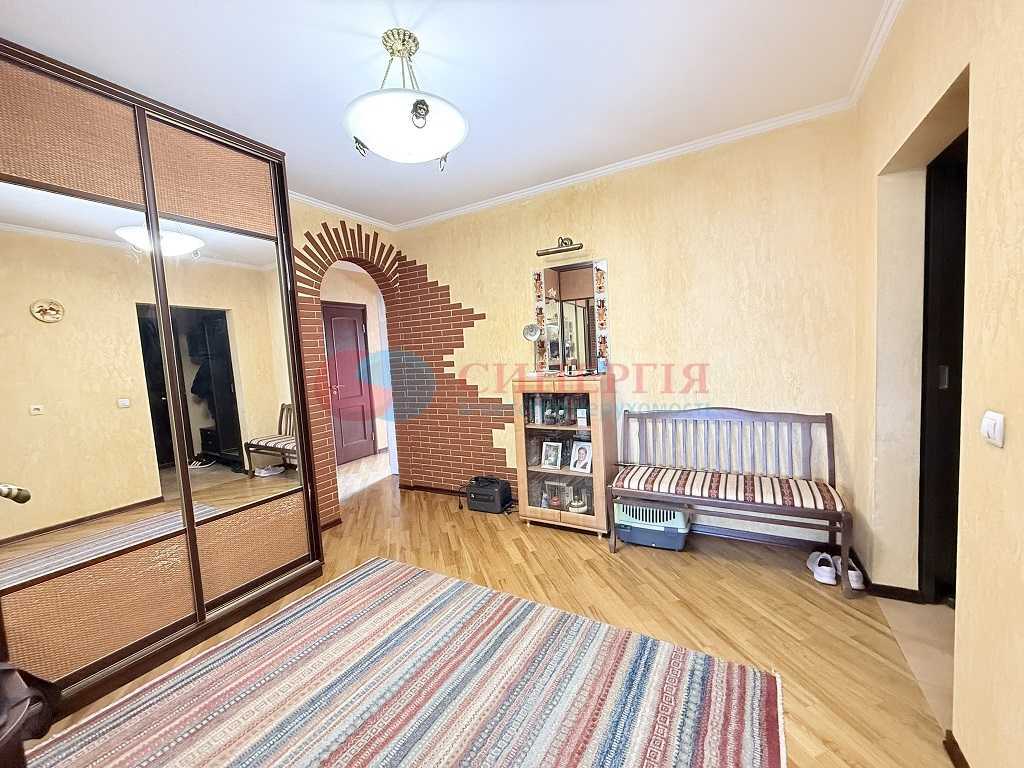 Продажа 3-комнатной квартиры 93 м², Маршала Тимошенко ул., 15Г