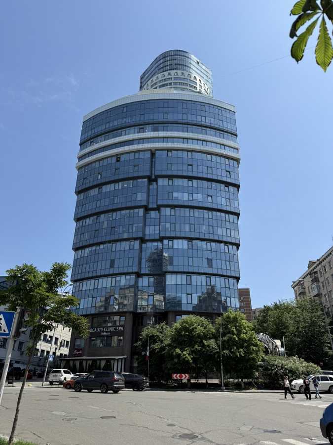 Продажа другого торгового помещения 118 м², Кловский спуск, 7А