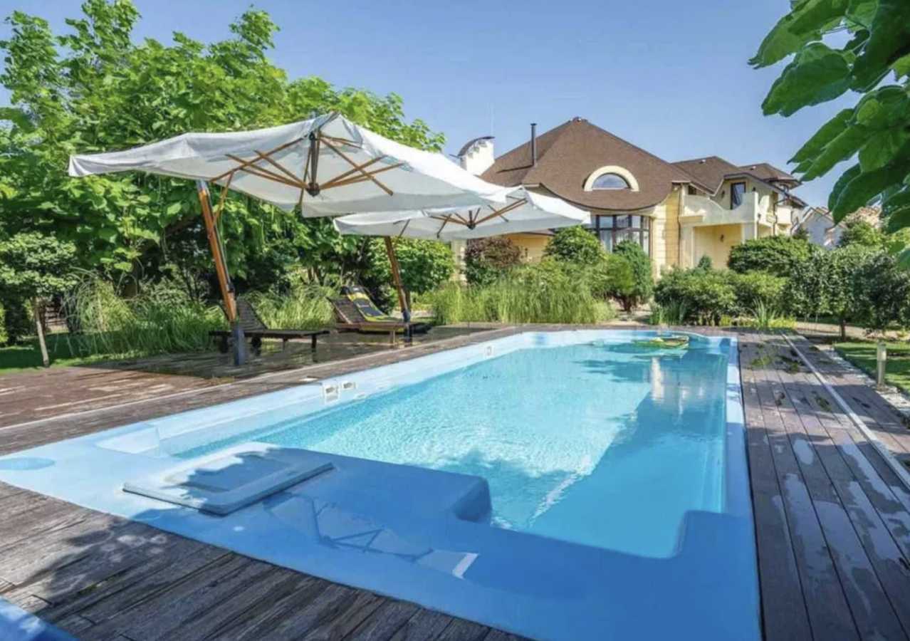 Продажа дома 560 м², Центральная ул.