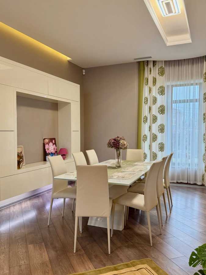 Продажа дома 560 м², Центральная ул.