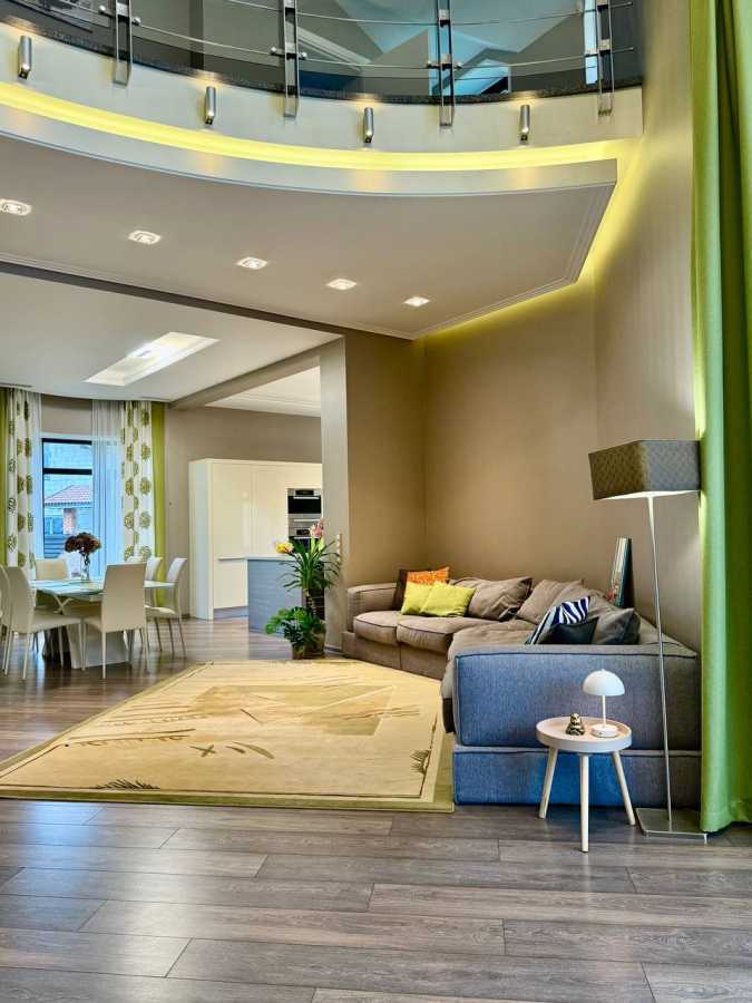 Продажа дома 560 м², Центральная ул.