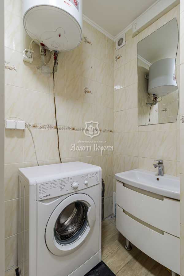 Продажа 1-комнатной квартиры 35.6 м², Владимира Брожка ул., 70