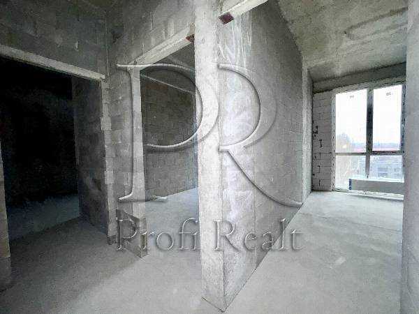 Продаж 3-кімнатної квартири 118 м², Салютна вул., 2