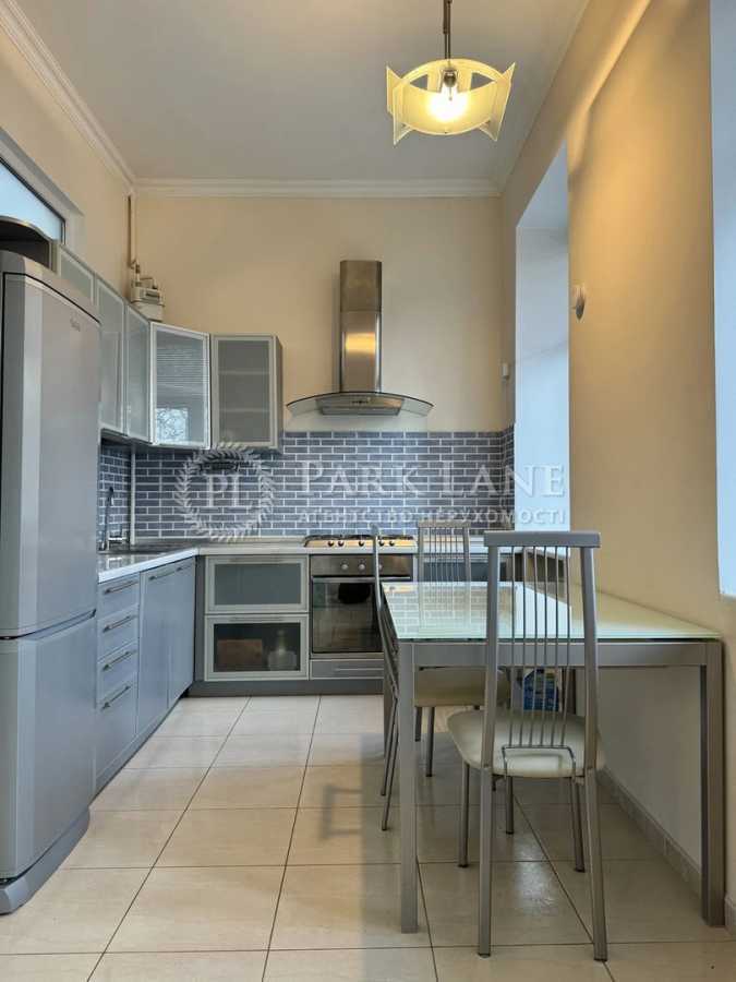 Продаж 3-кімнатної квартири 98 м², Ярославів Вал вул., 19