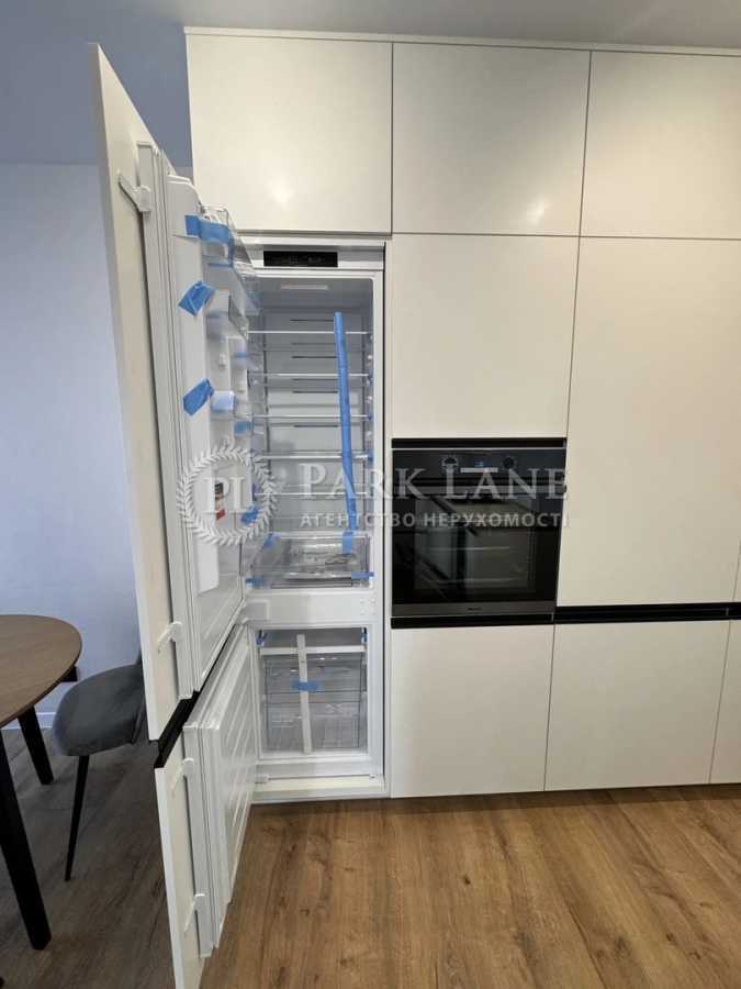 Аренда 2-комнатной квартиры 70 м², Соломенская ул., 20в