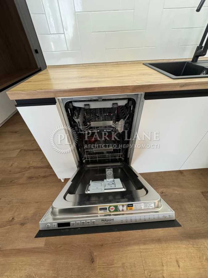 Аренда 2-комнатной квартиры 70 м², Соломенская ул., 20в