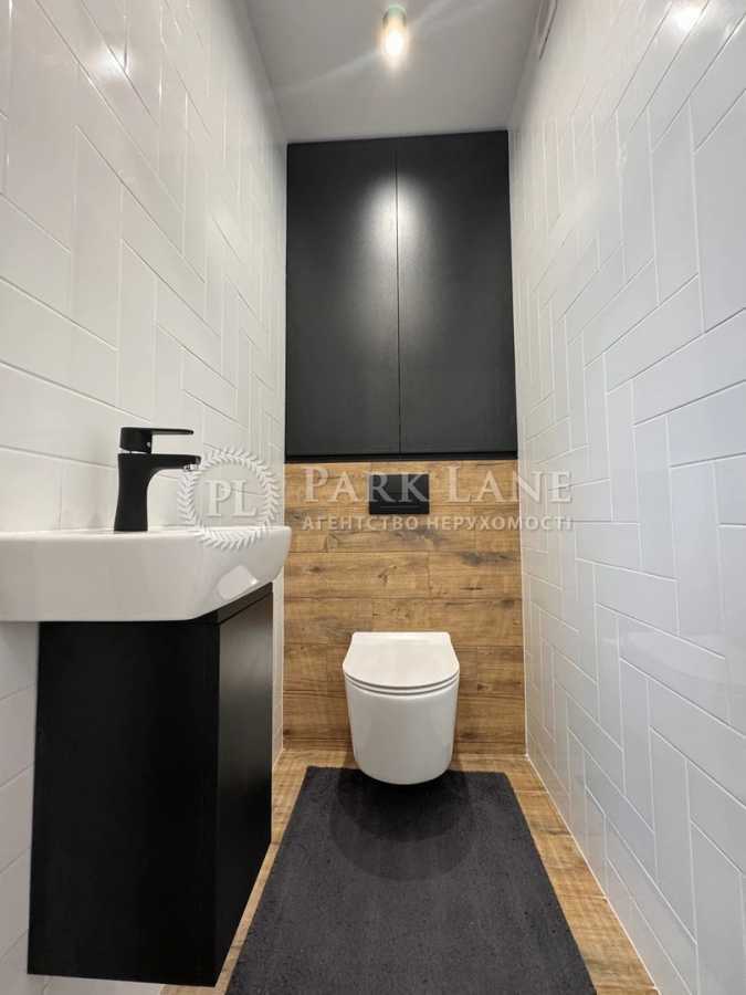 Аренда 2-комнатной квартиры 70 м², Соломенская ул., 20в