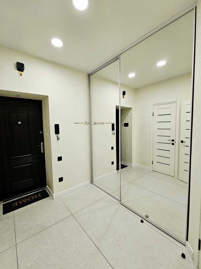 Продаж 1-кімнатної квартири 41.4 м², Василя Стуса, 19