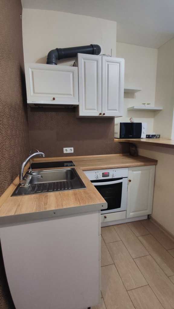 Оренда 1-кімнатної квартири 38 м², Молодіжна (Піонерська) вул., 12