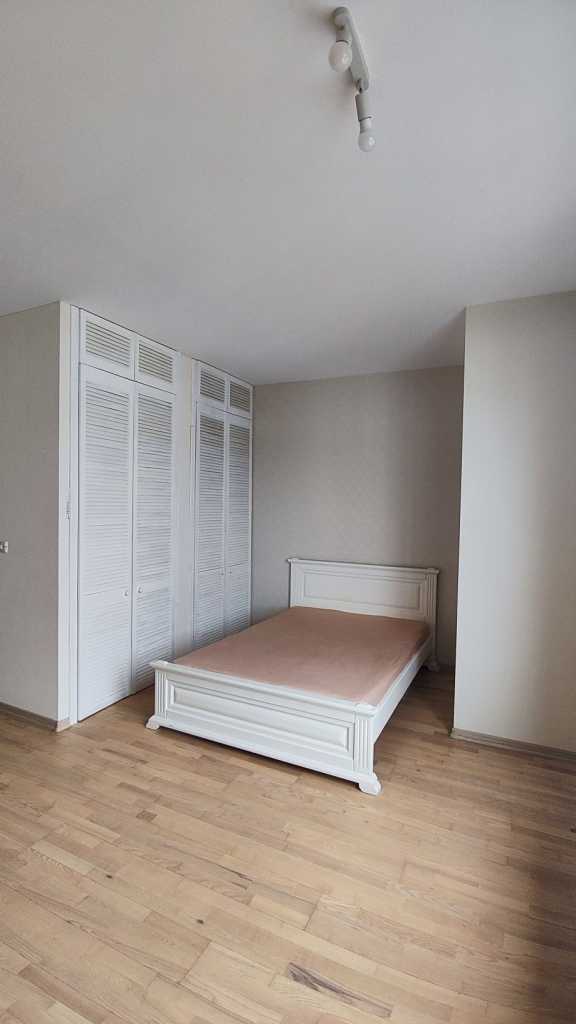 Оренда 1-кімнатної квартири 38 м², Молодіжна (Піонерська) вул., 12