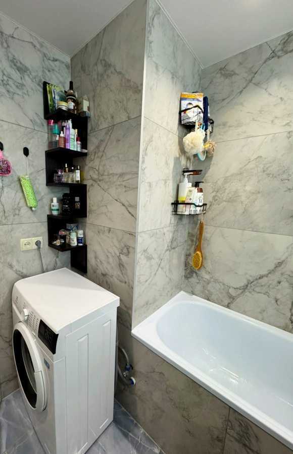Продаж 3-кімнатної квартири 52 м², Магнитогорская, 25