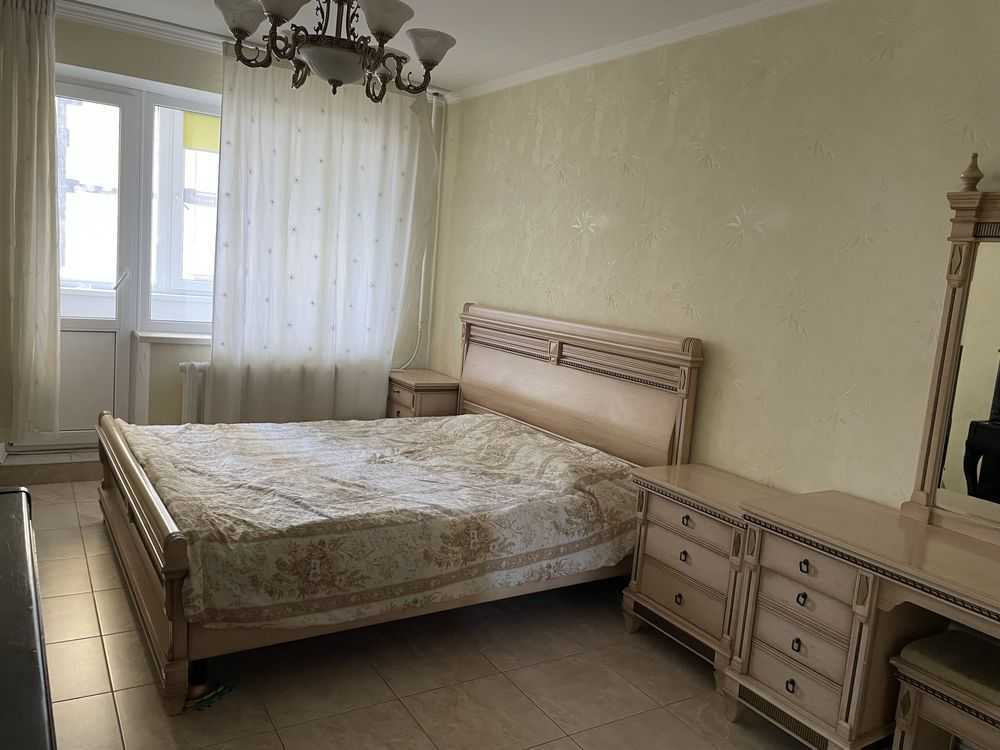 Оренда 2-кімнатної квартири 54 м², Набережна Перемоги вул., 140