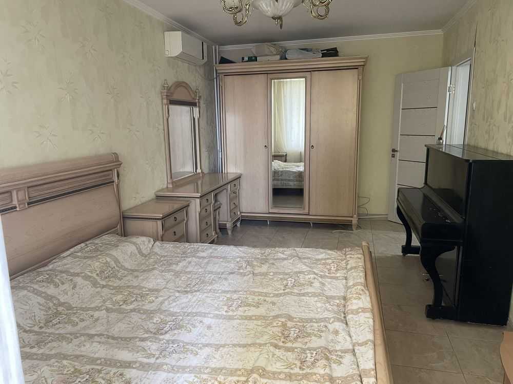 Оренда 2-кімнатної квартири 54 м², Набережна Перемоги вул., 140