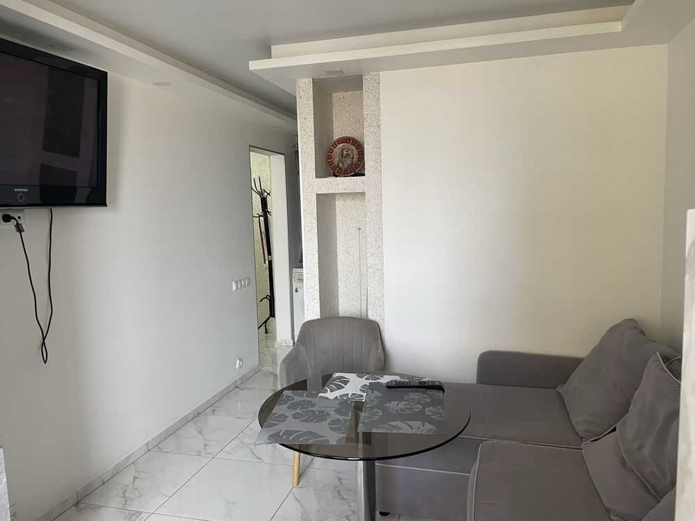 Оренда 2-кімнатної квартири 54 м², Набережна Перемоги вул., 140