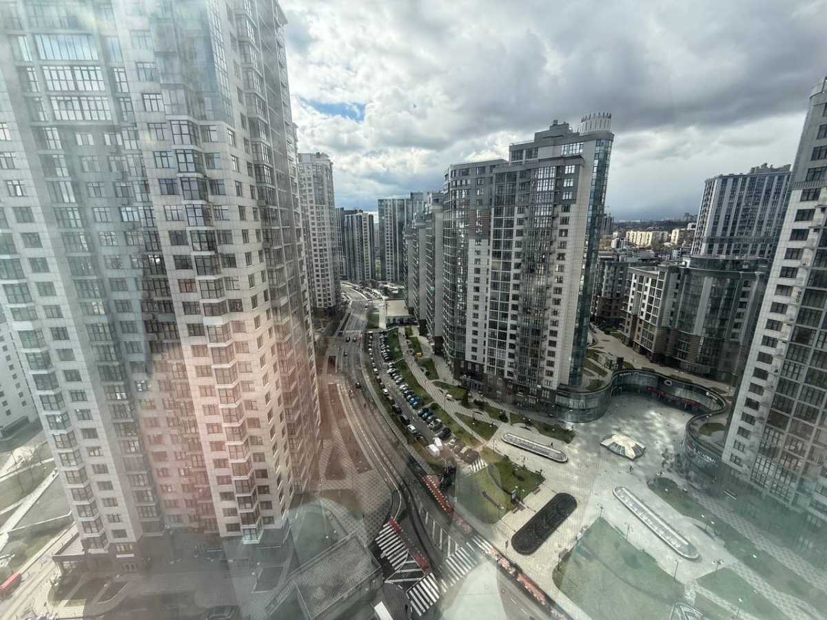 Аренда 4-комнатной квартиры 180 м², Михаила Драгомирова ул., 9