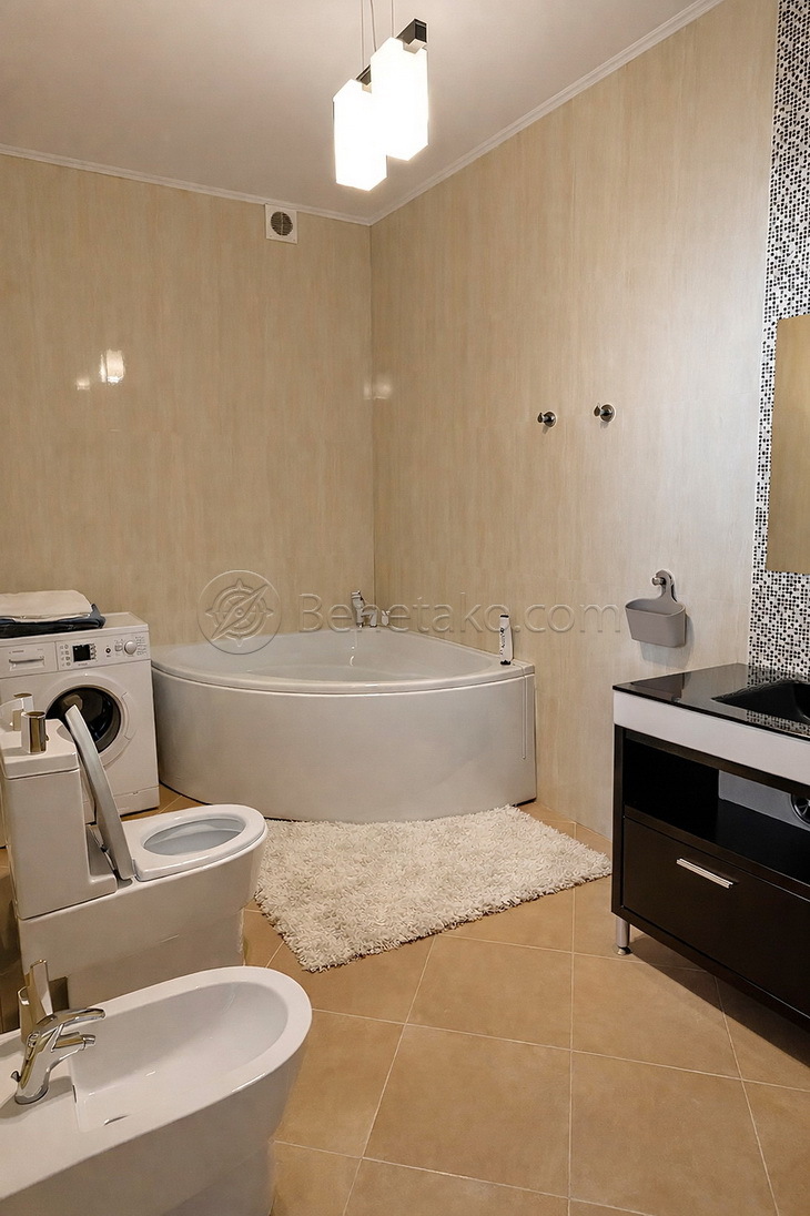 Продажа 2-комнатной квартиры 85 м², Литературная ул., 1А