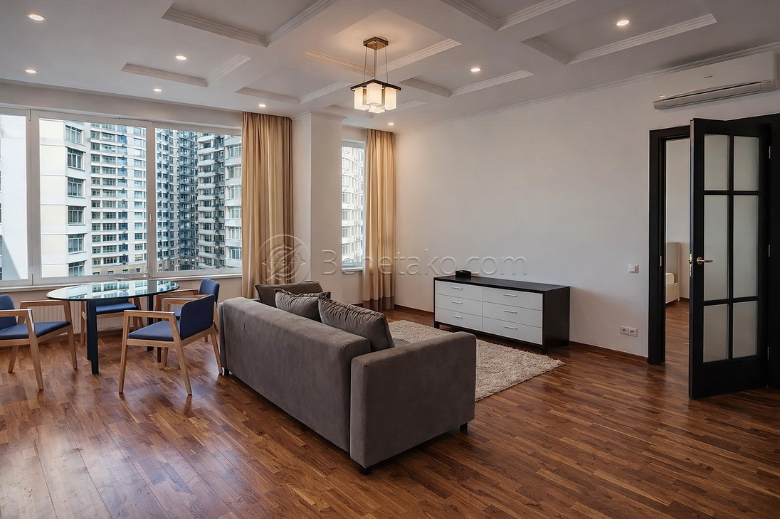 Продажа 2-комнатной квартиры 85 м², Литературная ул., 1А