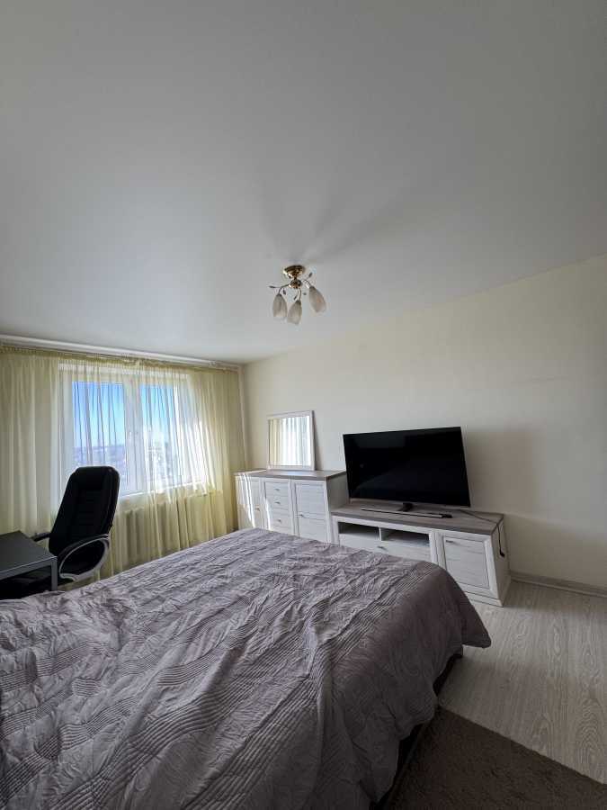 Продажа 3-комнатной квартиры 98.2 м², Григория Ващенко ул., 1