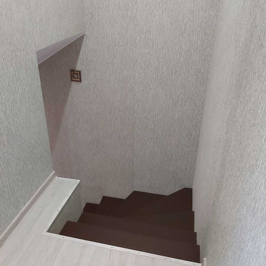 Продаж 2-кімнатної квартири 83 м², Вишнева вул., 16