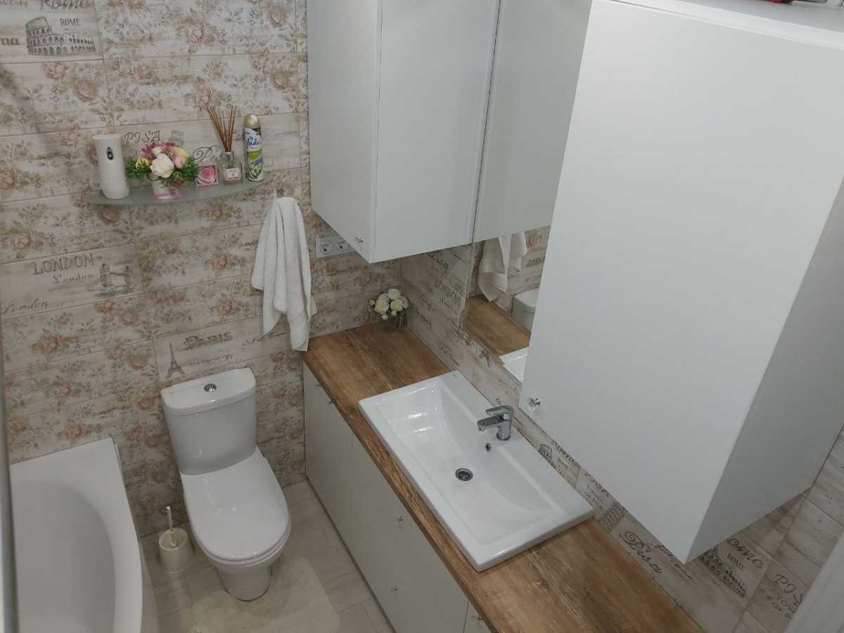 Продаж 2-кімнатної квартири 83 м², Вишнева вул., 16