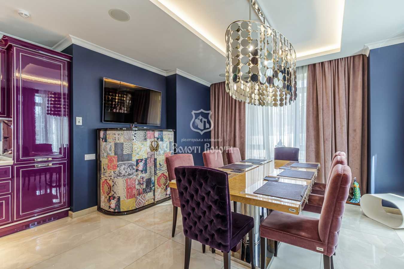 Продажа 5-комнатной квартиры 228 м², Саперное Поле ул., 3