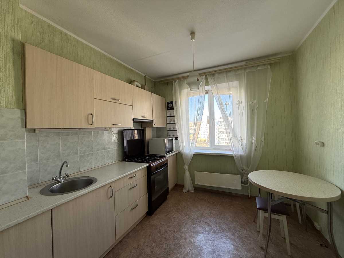 Продаж 3-кімнатної квартири 70 м², Симона Петлюри вул., 17А