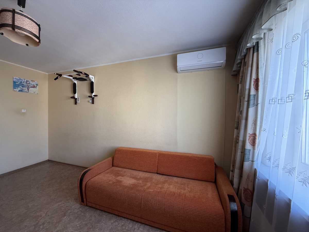 Продаж 3-кімнатної квартири 70 м², Симона Петлюри вул., 17А