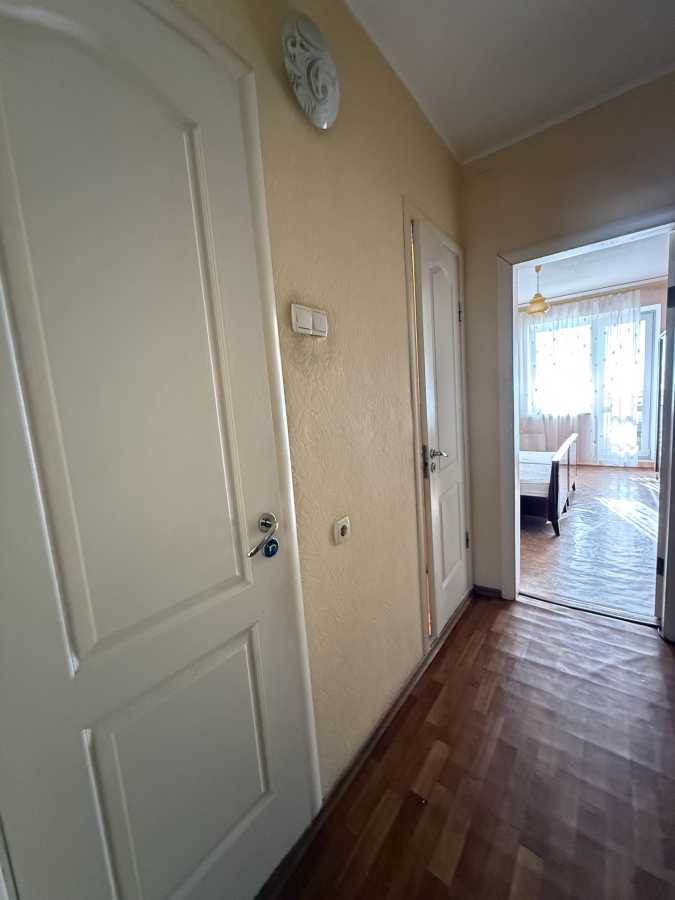 Продаж 3-кімнатної квартири 70 м², Симона Петлюри вул., 17А