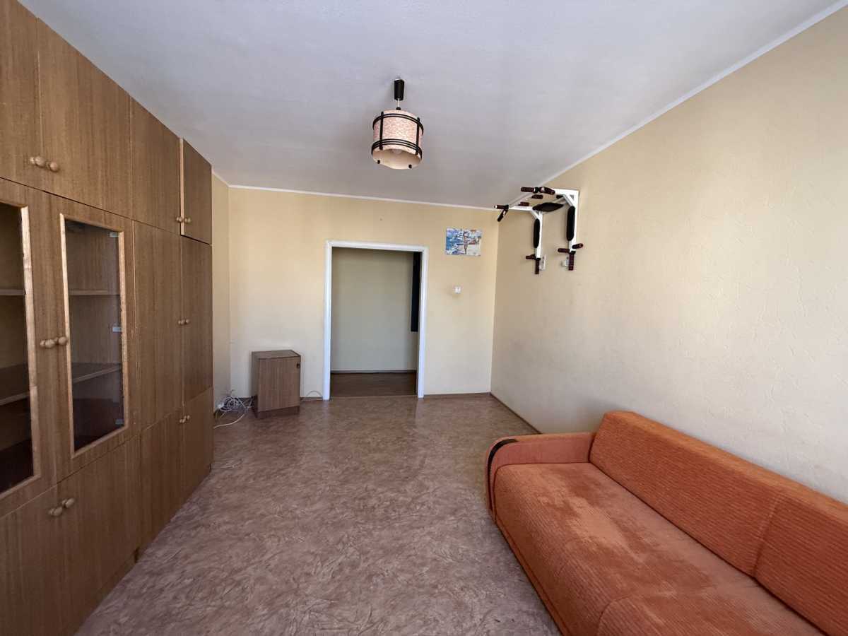 Продаж 3-кімнатної квартири 70 м², Симона Петлюри вул., 17А